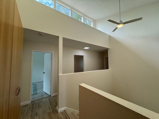 Building Photo - Beautiful 4Bd/2.5Ba Spacious Home in Missi...