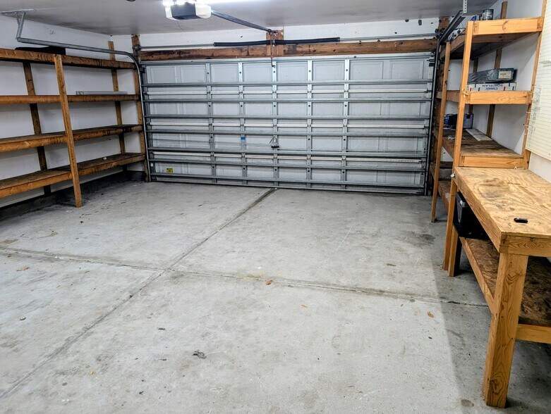 Building Photo - 456 Bellegrove Dr