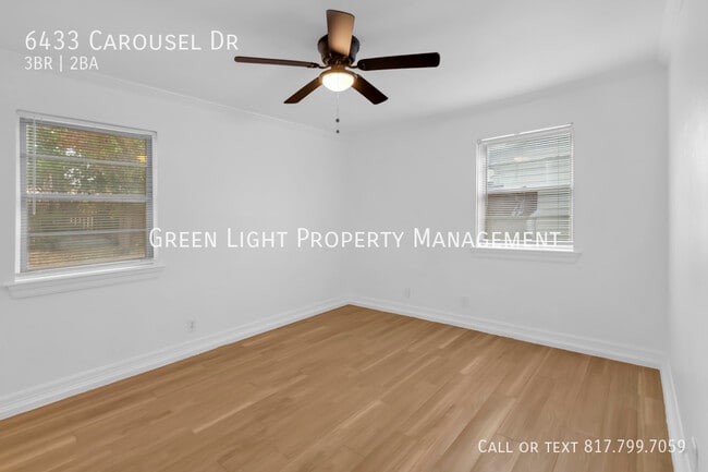 Building Photo - 6433 Carousel Dr