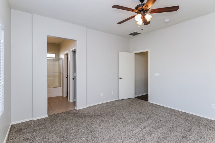 Building Photo - 3402 N 129th Dr