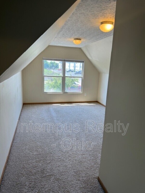 Building Photo - 5625 Renner Rd