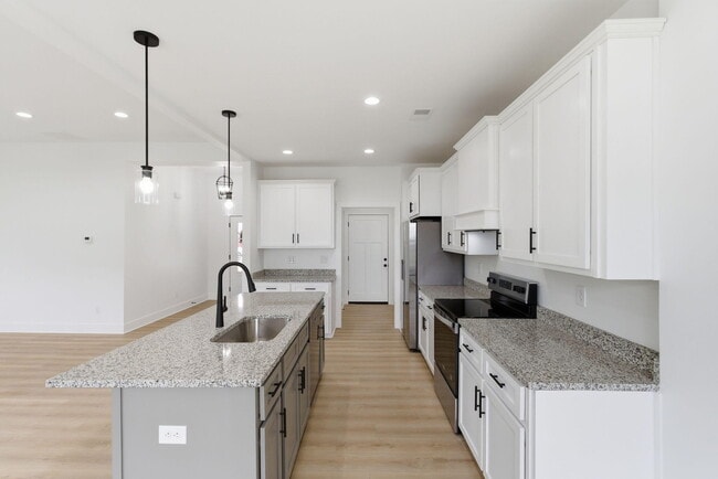 Building Photo - 406 Cheyenne Ct
