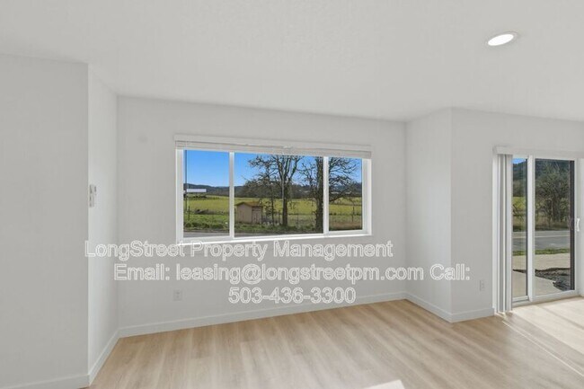 Building Photo - 828 S 19th St