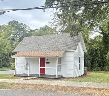 Building Photo - 420 McBrayer St