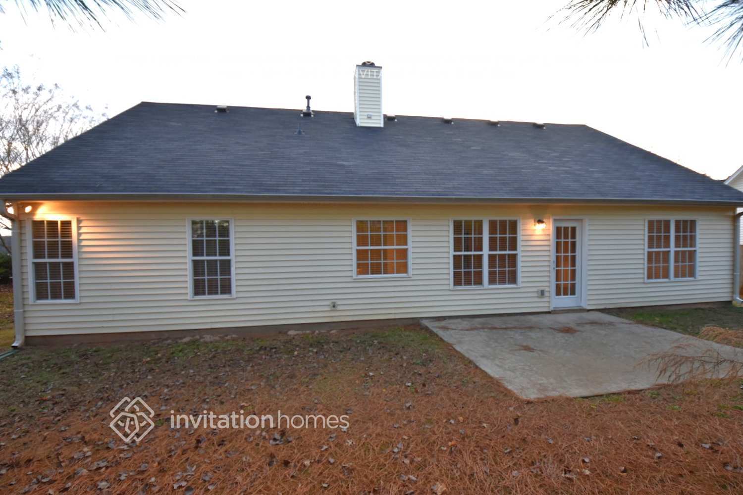 Building Photo - 175 Cedarhurst Rd