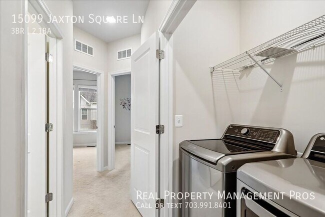 Building Photo - 15099 Jaxton Sq Ln