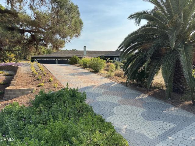 Building Photo - 620 Trueno Ave