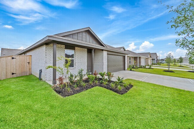 Building Photo - 26830 Yellow Corydalis Dr