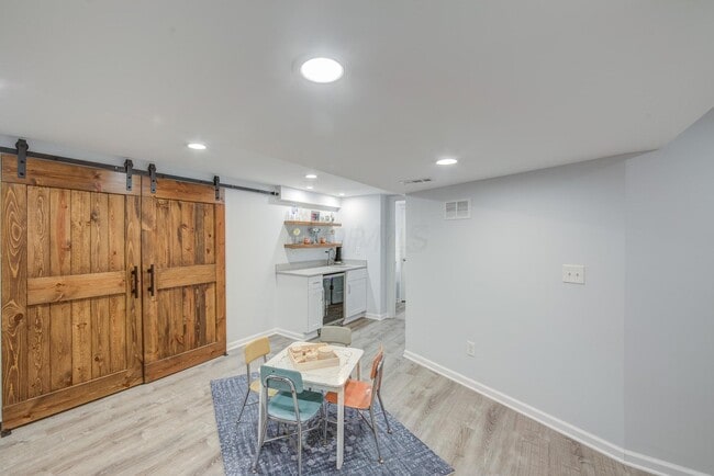 Building Photo - 1589 Morrison Farms Dr