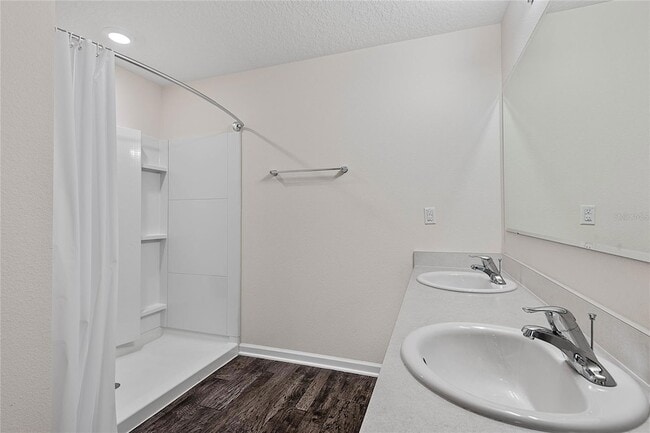 Building Photo - 657 Grand Reserve Dr
