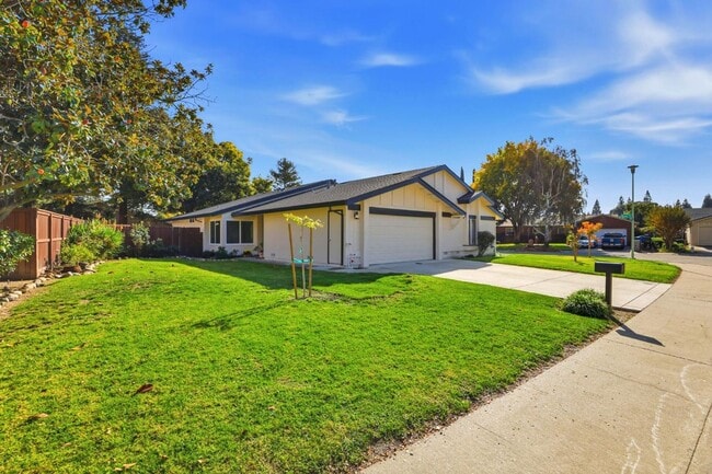 Building Photo - 8468001/37T