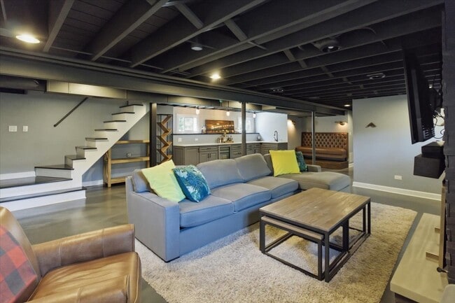 Building Photo - 3018 N Whipple St