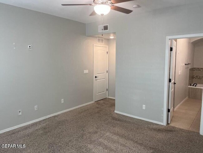 Building Photo - 6093 Rivet Pl