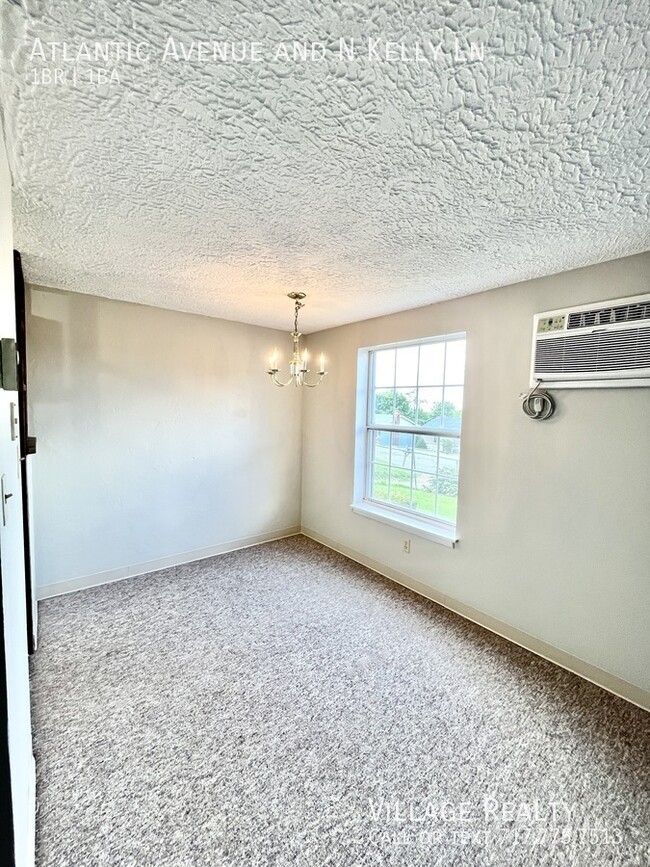 Building Photo - END UNIT! Affordable Red Lion 1-bed with o...