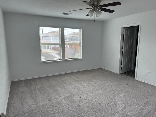 Master bedroom in second floor - 108 Banyon Dr