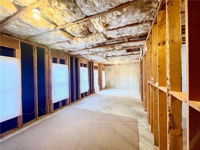 Building Photo - 555 Vinings Springs Dr SE