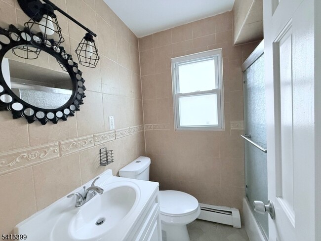 Building Photo - 24 N 5th St