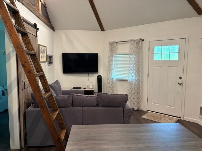 Building Photo - Charming "Tiny Home" Living – 1BR + Loft Carriage House