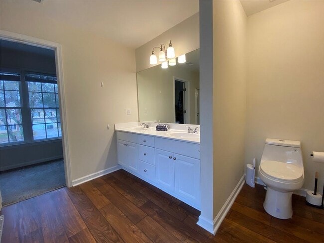 Building Photo - 150 Foe Creek Ct