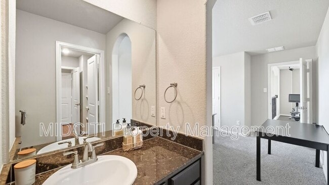 Building Photo - 6370 Tarrant Hl