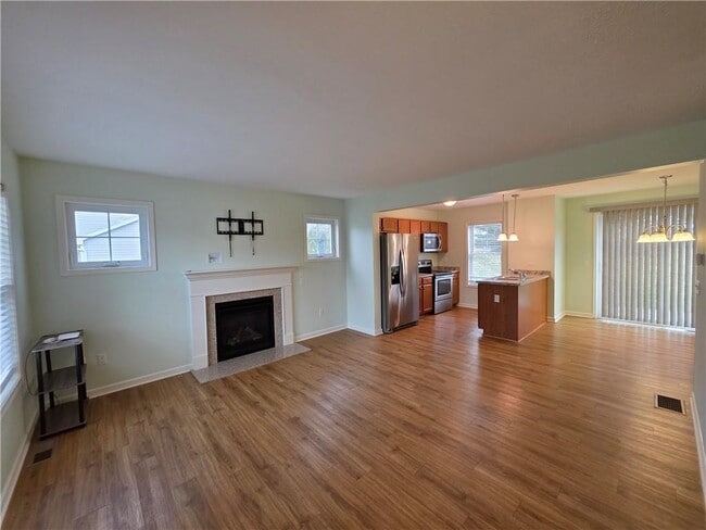 Building Photo - 26 Turtle Creek Ln