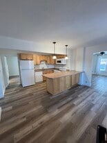 Building Photo - 1625 Walnut St