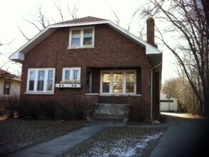 Building Photo - 528 Childs St