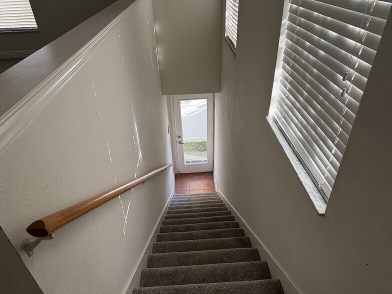 Building Photo - 14531 Cotswolds Dr