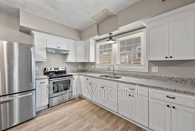 Building Photo - 259 A View Ave