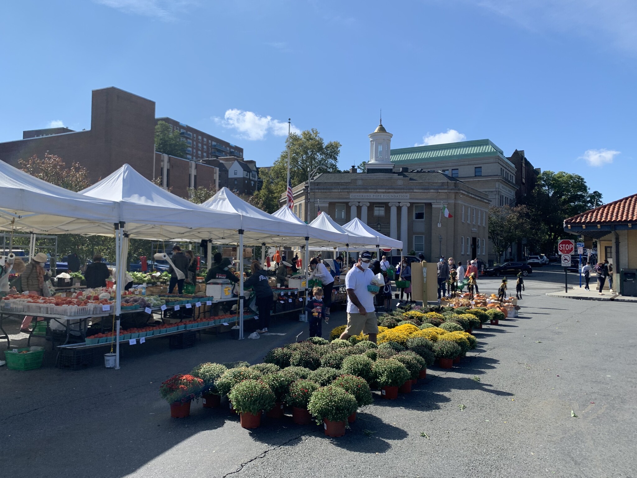 Tuckahoe Farmers Market - 3 Consulate Dr