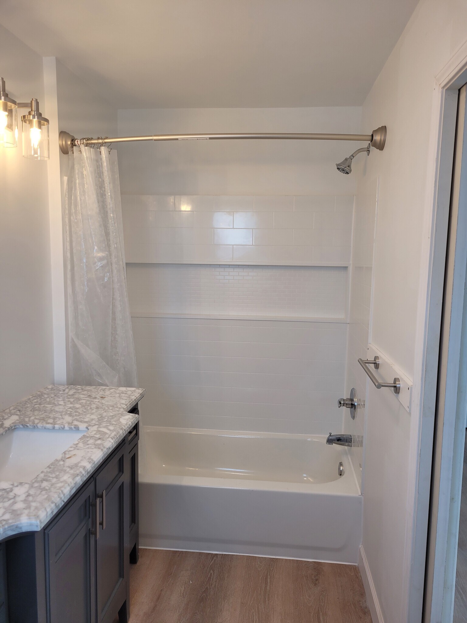 Building Photo - 3082 Norcott Dr