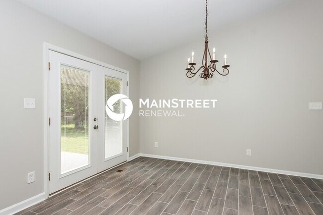 Building Photo - 663 Sunridge Dr