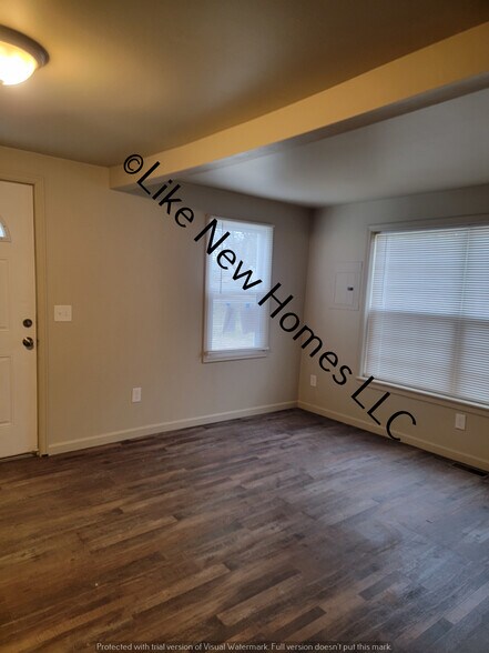 Building Photo - 5448 Silverton Dr