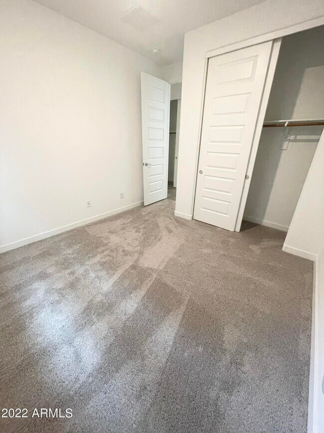 Building Photo - 3831 S 63rd Dr