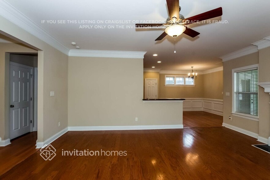 Building Photo - 6417 Hove Rd