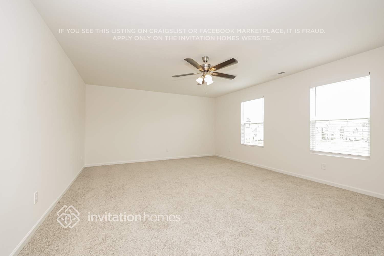 Building Photo - 3800 Lantern Ln