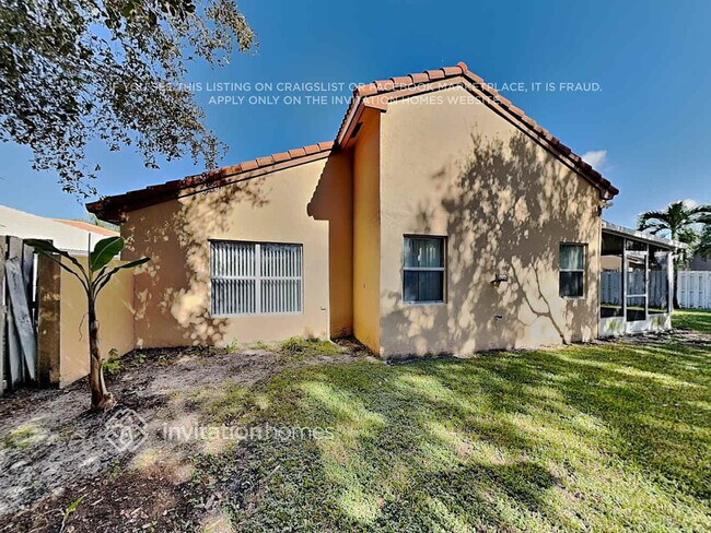 Building Photo - 1001 NW 125th Terrace