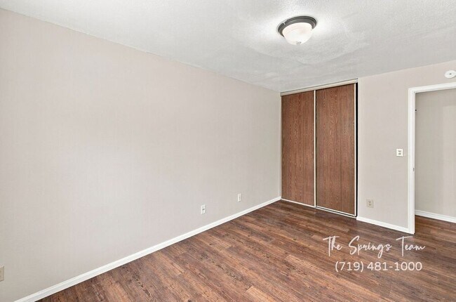 Building Photo - 3060 Maverick Dr