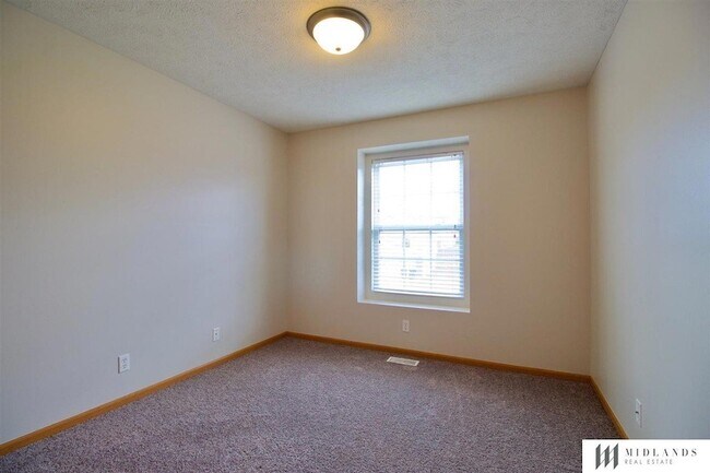 Building Photo - 2707 Mesa St