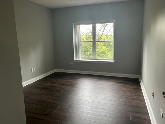 Building Photo - 3400 N Old Arlington Heights Rd