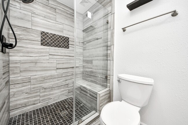 Building Photo - 5118 Ditmas Ln