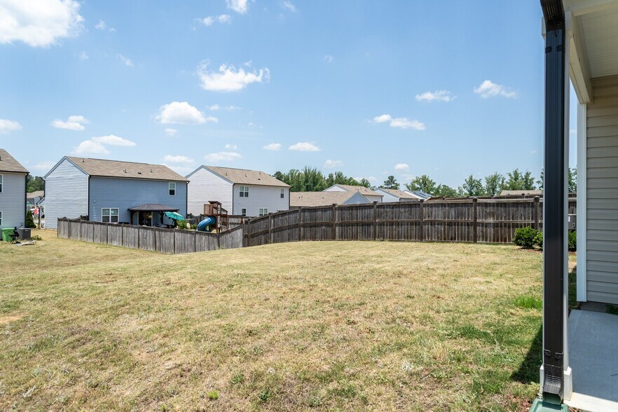 Building Photo - 1613 Arapahoe Ridge Dr