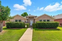 Building Photo - 3103 Creekwood Dr