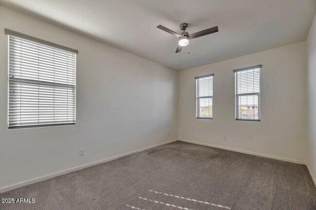 Building Photo - 3170 S Arizona Pl