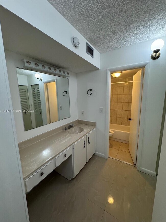 Building Photo - 6841 SW 147th Ave