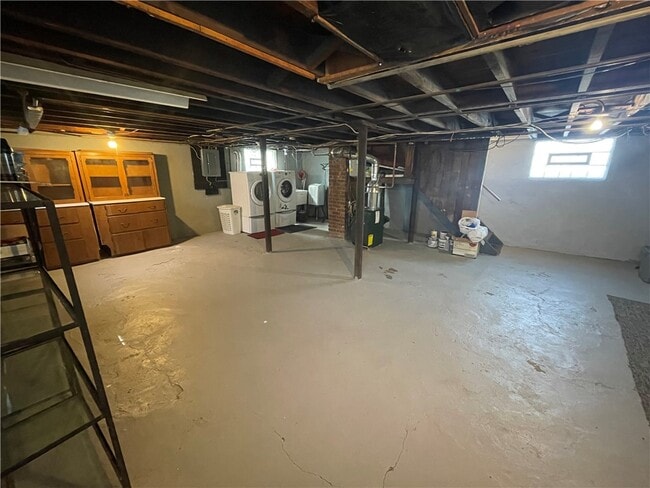 Building Photo - 77 Aragon Ave