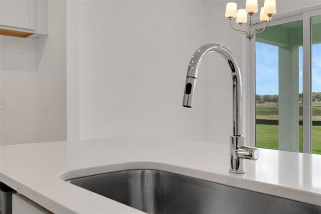 Building Photo - 1018 Swamp Chestnut Lp