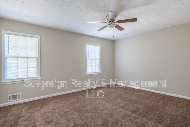 Building Photo - 366 Haymarket Ln