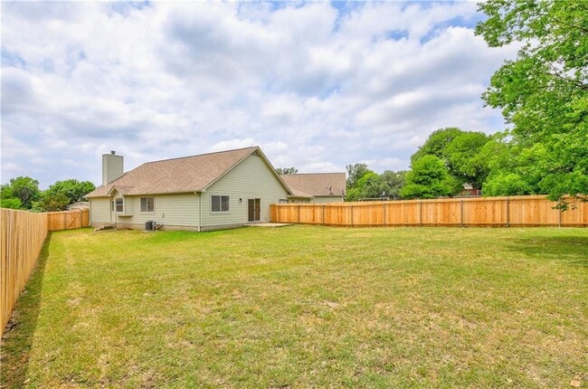 Building Photo - 11523 Kempwood Dr