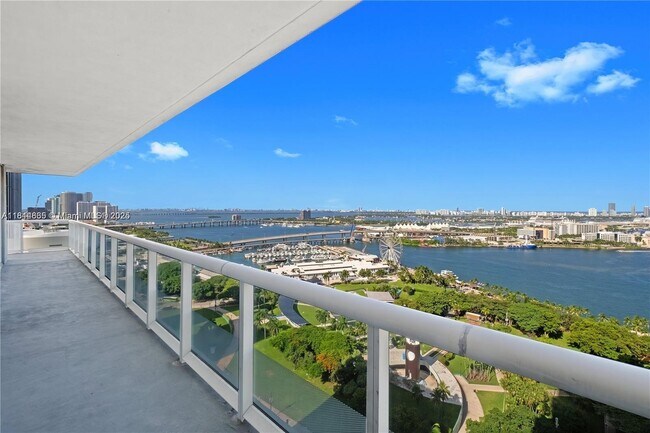 Building Photo - 50 Biscayne Blvd